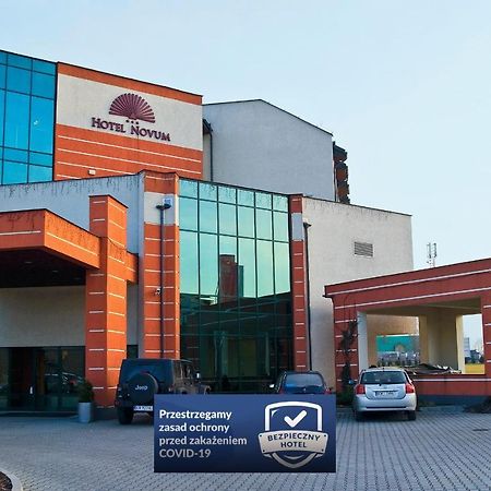 Hotel Novum & Spa Неполомице Экстерьер фото