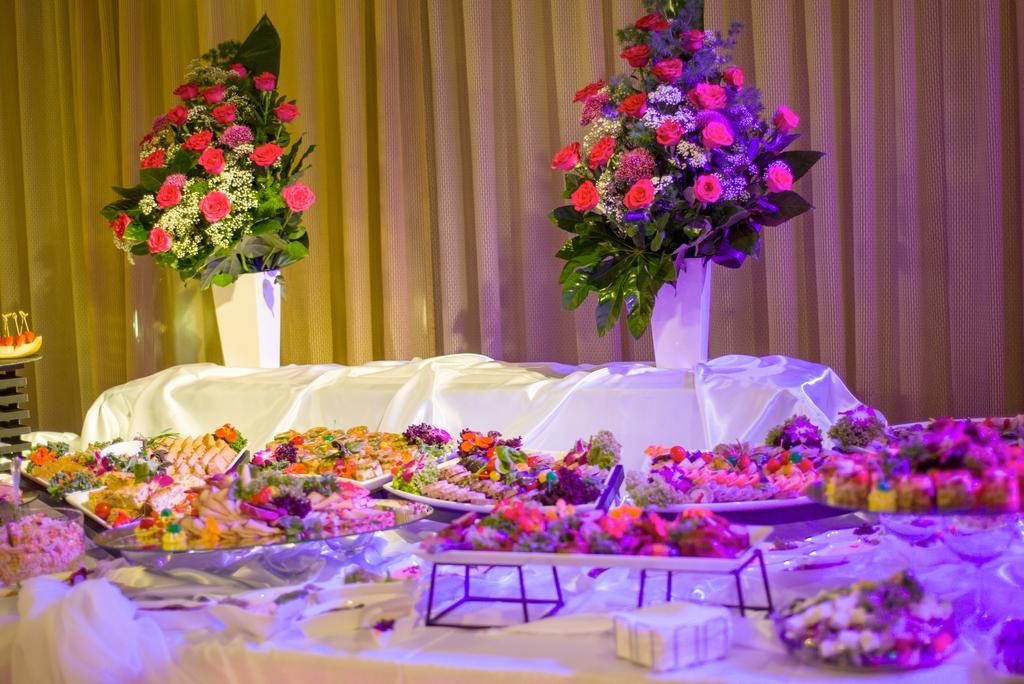 Hotel Novum & Spa Неполомице Экстерьер фото